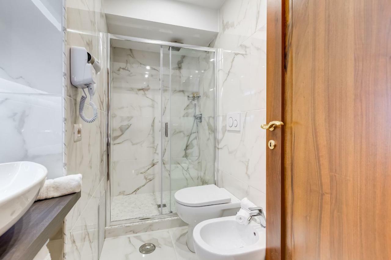 Trevi Private By Premium Collection Pensión